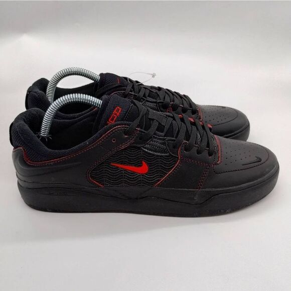 Nike SB Ishod Wair Premium Bred Skateboard‎ Shoes Mens Size 9 Black Red Sneakers